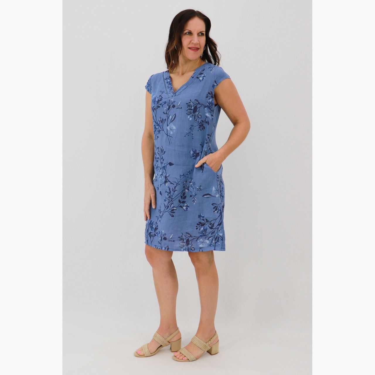 V-Neck Midi Dress - Petite Posy, Size: S/M, Colour: Bluebell