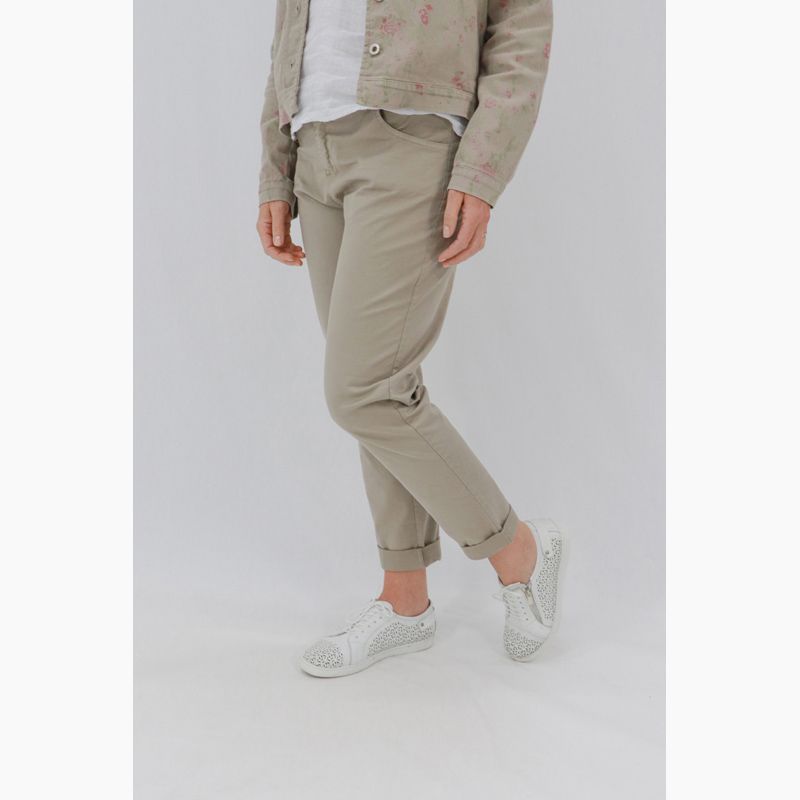 Dolores Slim Fit Pant - Basic