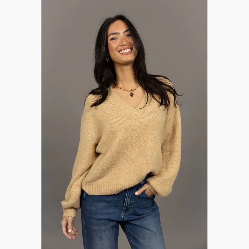 Nouveau V Neck - Latte