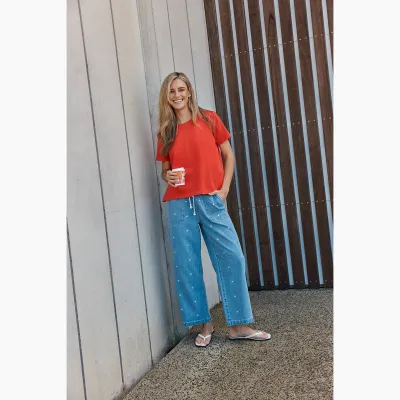 Base Tee - Red