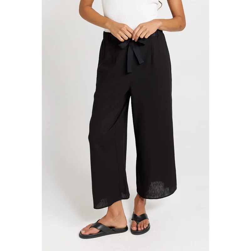 Bella Crop Pants - Black