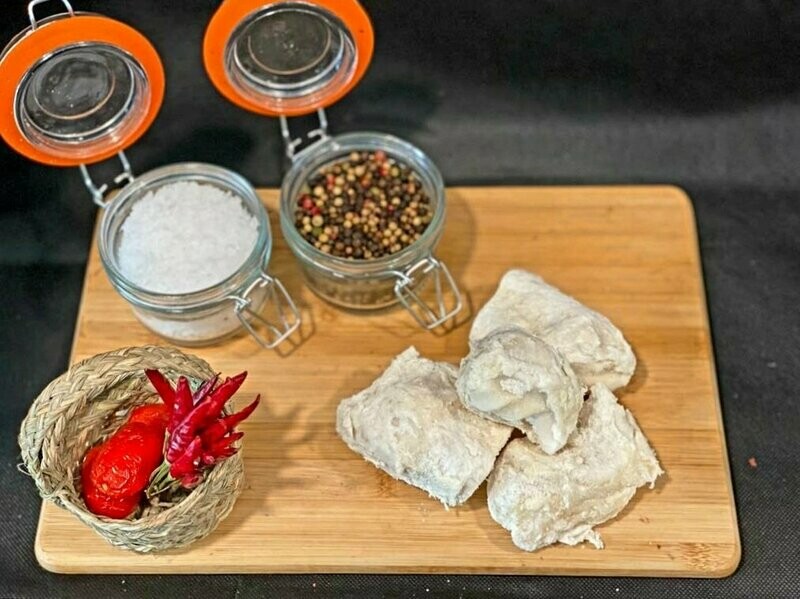 HUESO DE CERDO SALADO BLANCO