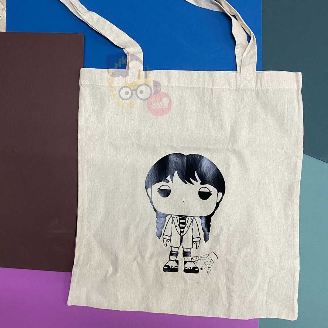 Pack Tote Bag Taza y llavero Miercoles Addam