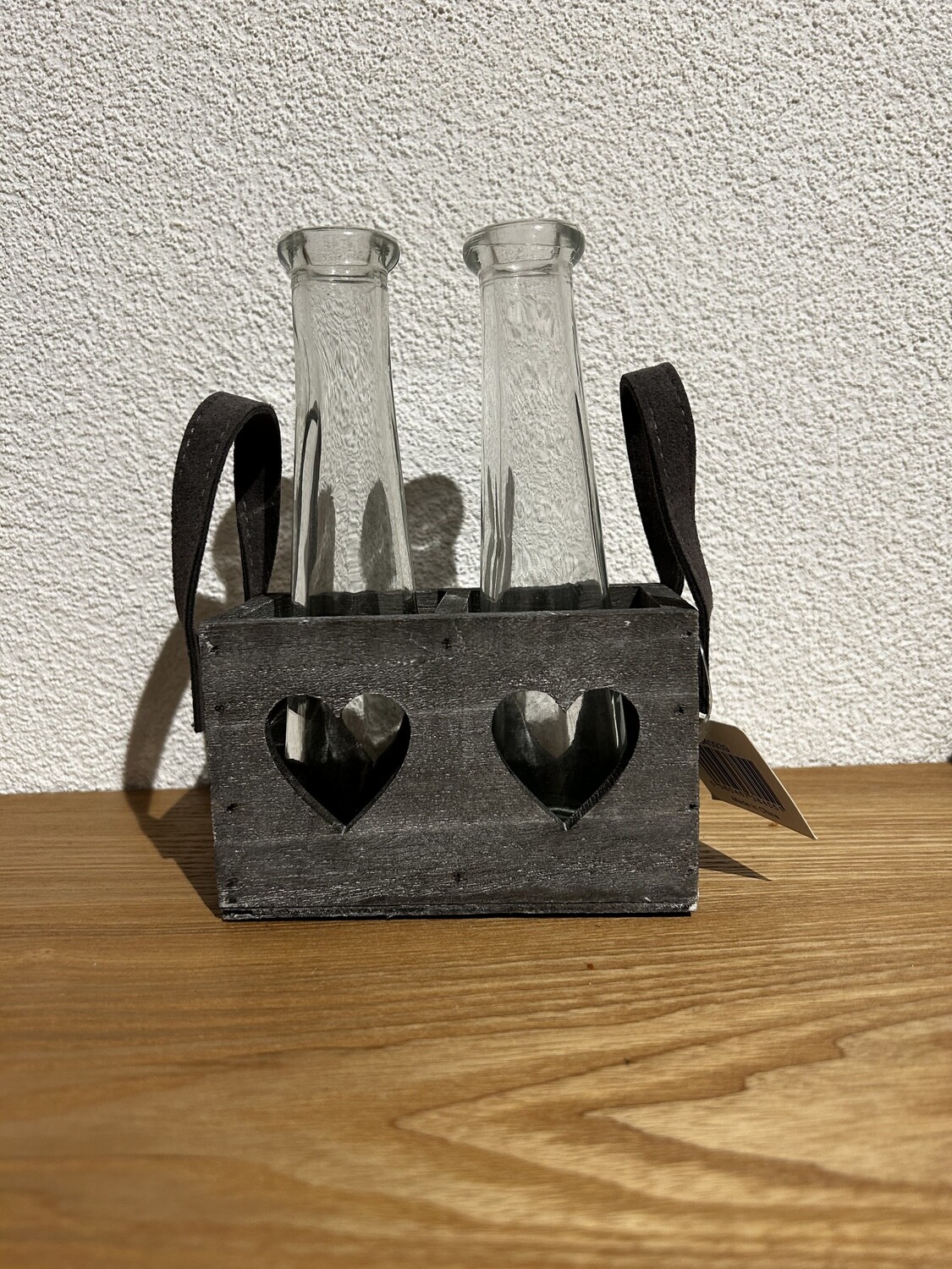 Plateau cœur en bois gris avec bouteilles, 12 cm