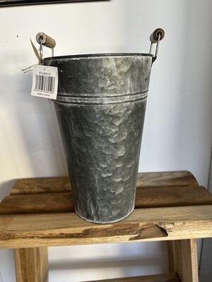 Vase en métal vieilli, 25 cm