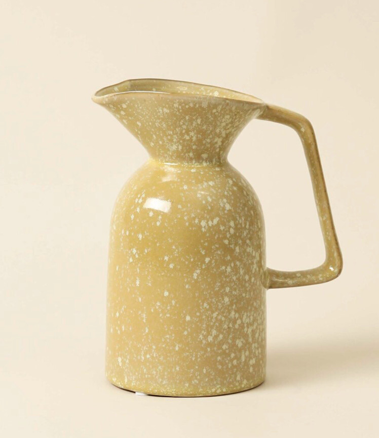 Vase carafe jaune en céramique