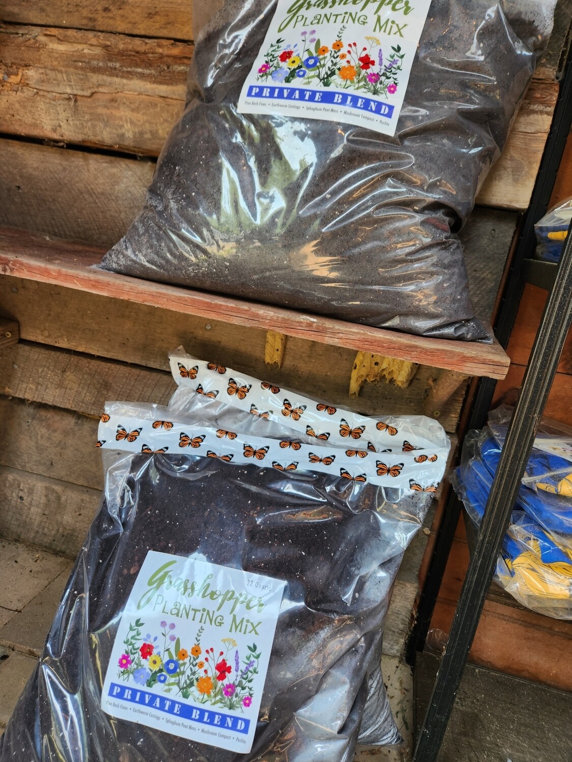 Grasshopper Perennials Potting Mix