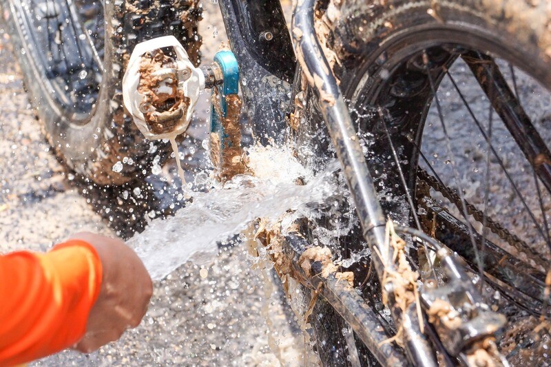 LAVADO DE BICICLETAS