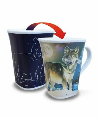 Wolf Colour Changing Mug - Canadian Images Wildlife Edition