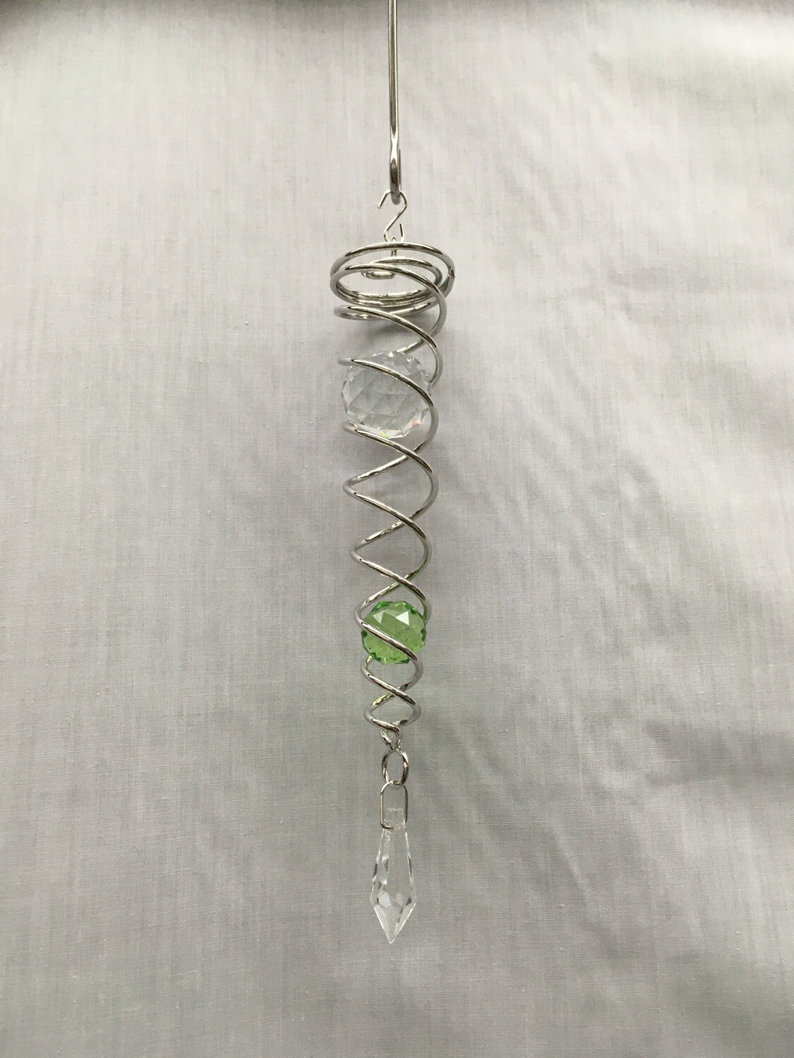 Small spiral Tail - Green and clear crystal balls