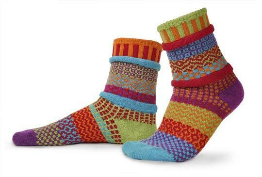 Cosmos - Medium - Mismatched Crew Socks - Solmate Socks