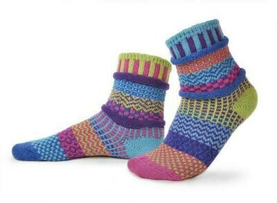 Bluebell - Medium - Mismatched Crew Socks - Solmate Socks