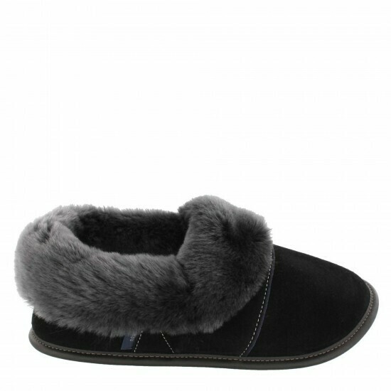 Mens Low-cut - 12/13  Black / Silverfox Fur: Garneau Slippers