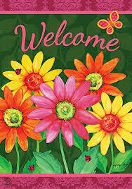 Welcome Daisies - House Flag - 28" x 40"