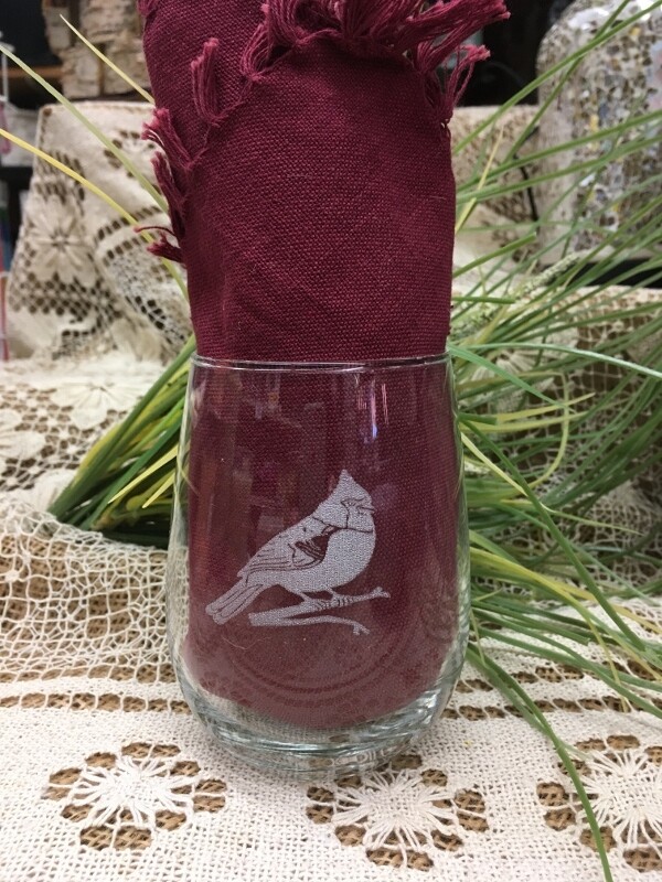 Wine Cup - Cardinal - Stemless - Etched Glass - Canadiana Collection
