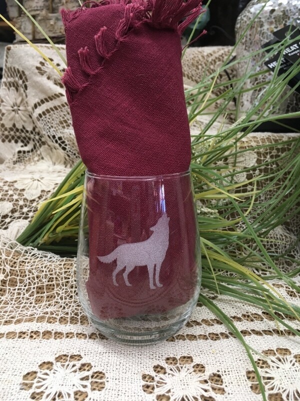Wine Cup - Wolf - Stemless - Etched Glass - Canadiana Collection