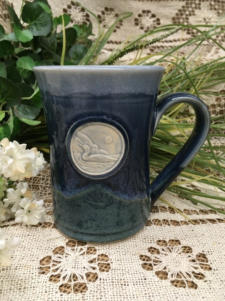 Medallion Large Mug, Loon, Ocean Blue - Pavlo Pottery - Canadian Handmade