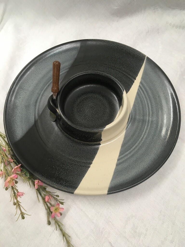 Chip & Dip / Veggie Dish Medium, Black & White - Pavlo Pottery - Canadian Handmade