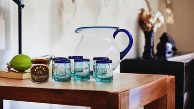 Juego de jarra y 4 vasos