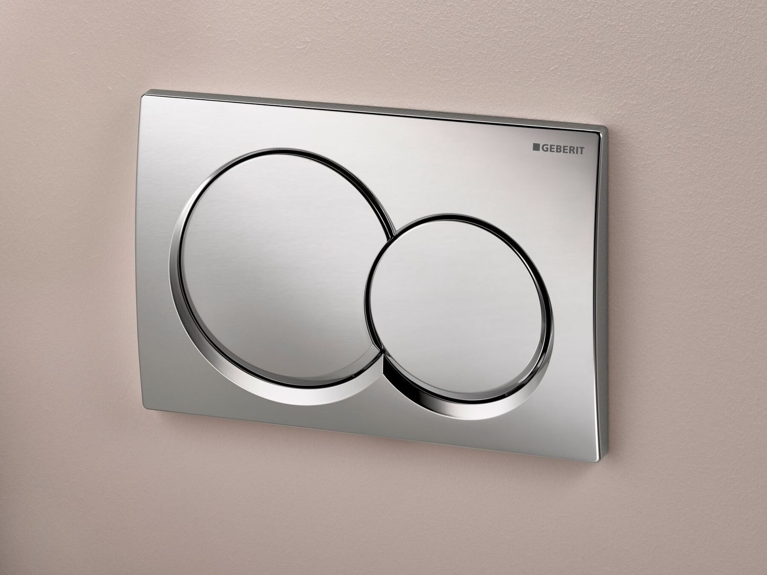Plaque de déclenchement Alpha01 / Chromé brillant