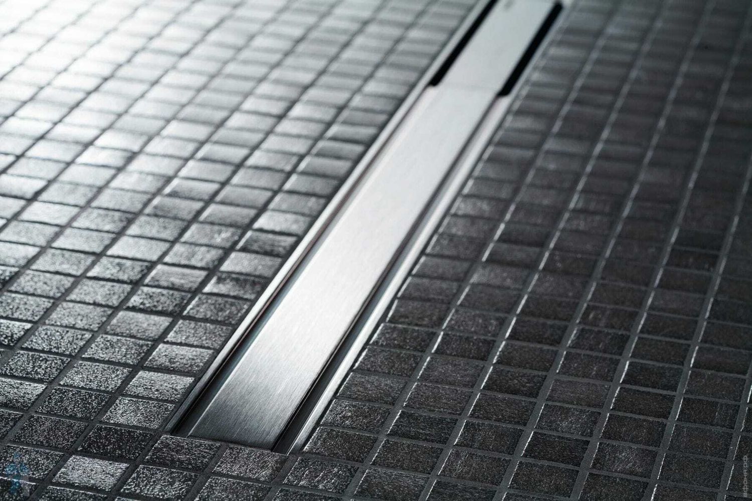 Set de finition Geberit CleanLine60 - Métal poli / Métal brossé - Longueur 30 - 90 cm