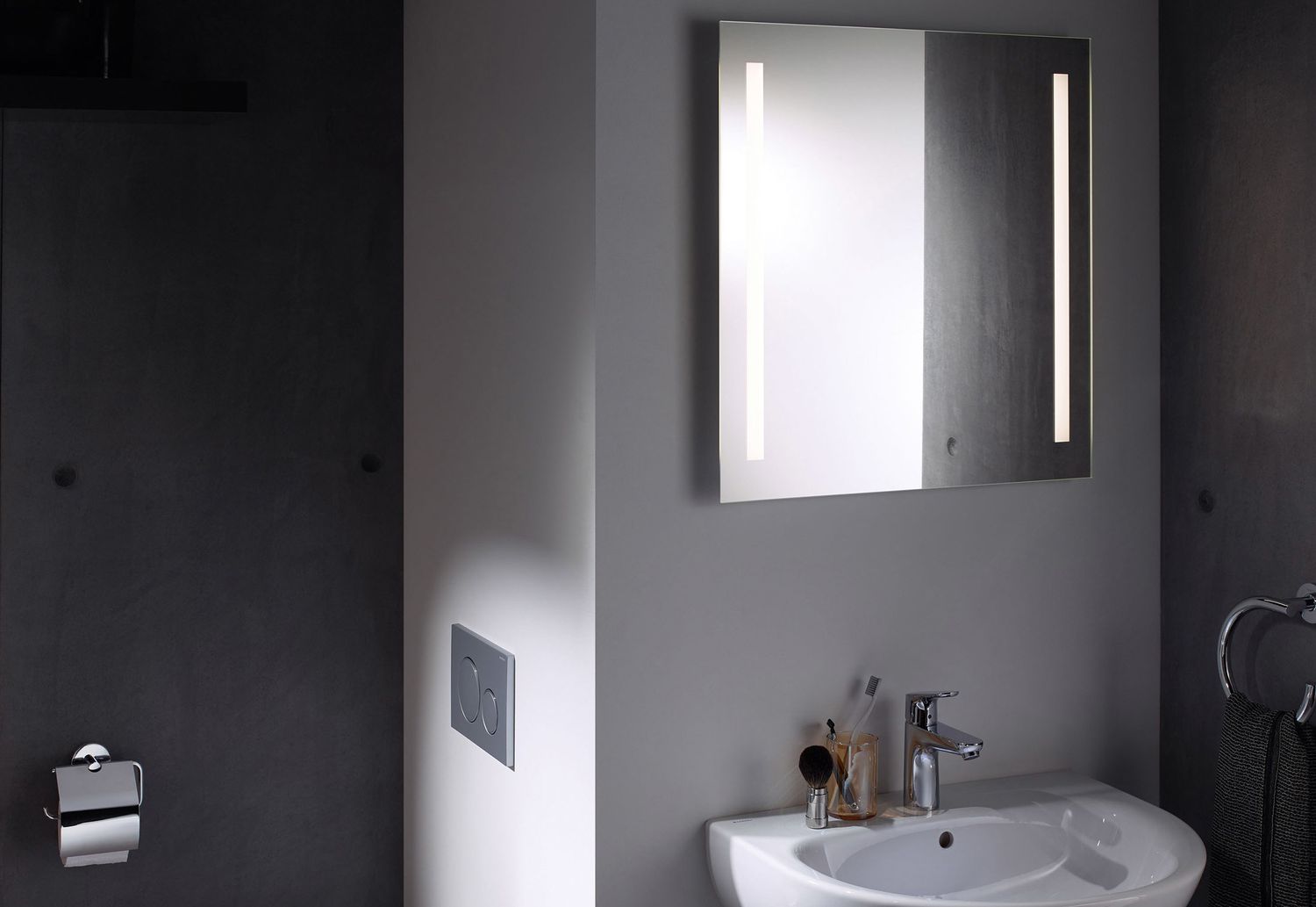 Miroir lumineux Geberit Option Basic 60 cm avec éclairage latéral