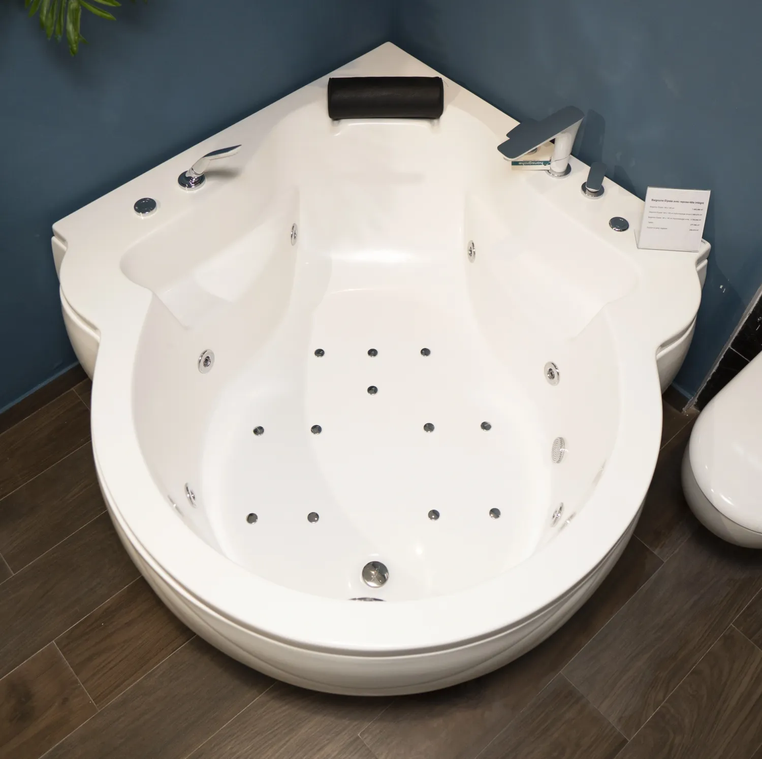 Baignoire Elysée 148  x 148 cm hydromassage mixte avec repose-tête intégré