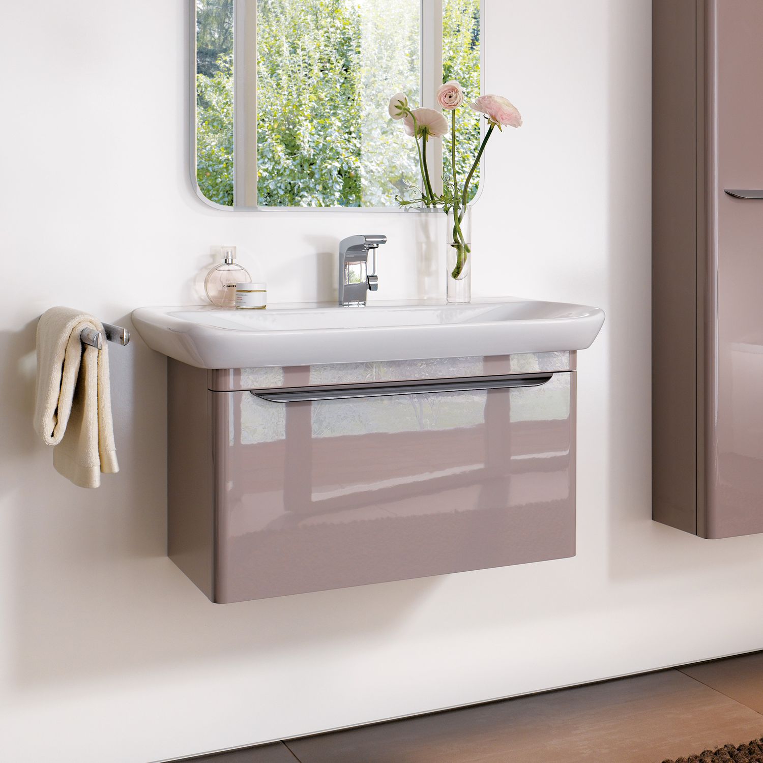 Meuble bas pour lavabo Geberit myDay 100 cm avec un tiroir et un tiroir intérieur en taupe laqué ultra-brillant