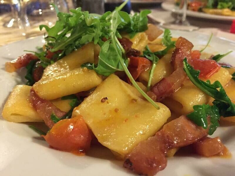 PACCHERI Guanciale, Rucola e Pachino
