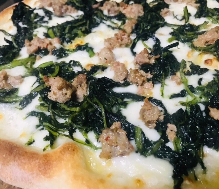 Pizza CICORIA E SALSICCIA