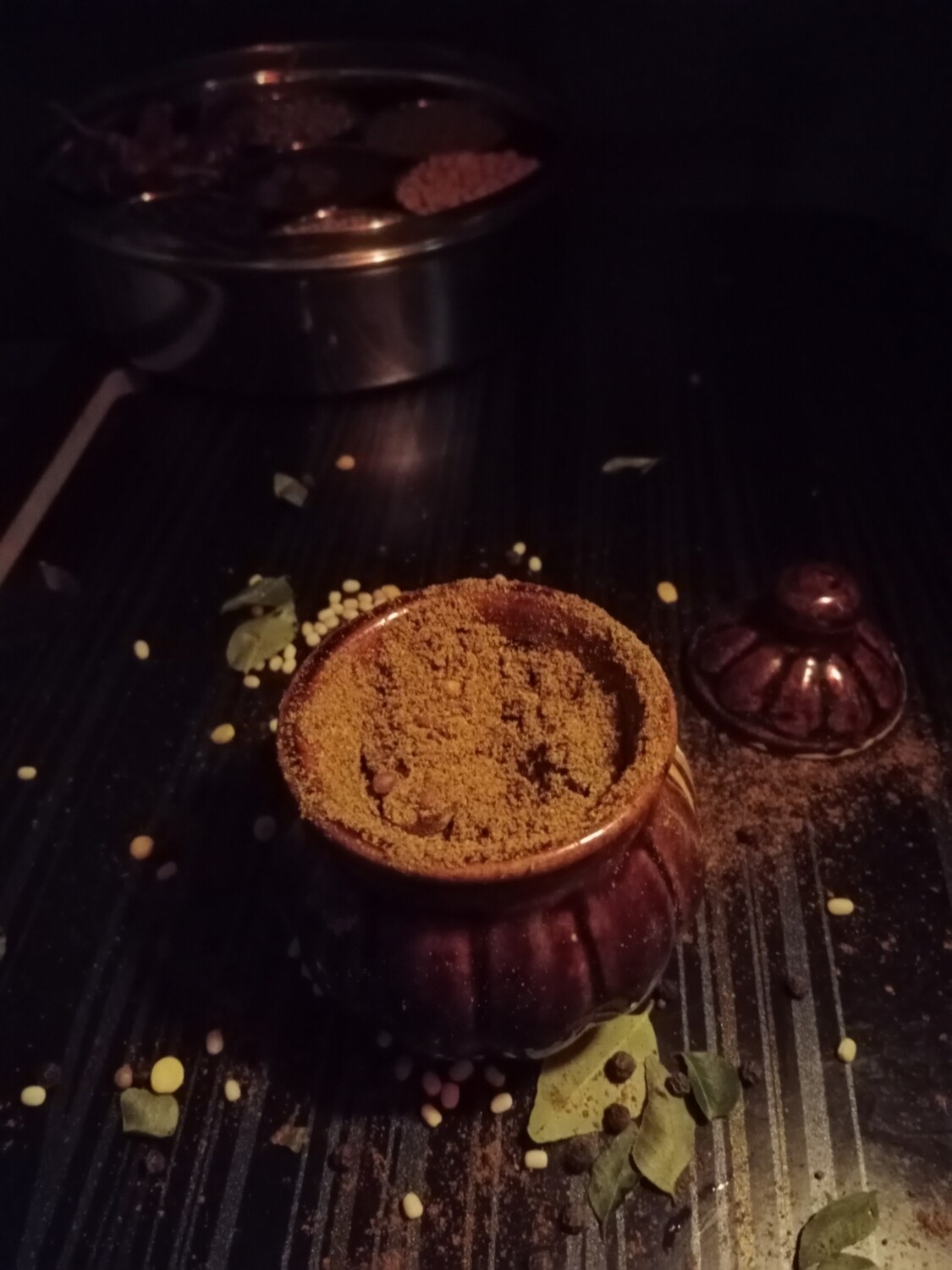 Milagu Kuzhambu Mix (Pepper Broth) Podi (200g)