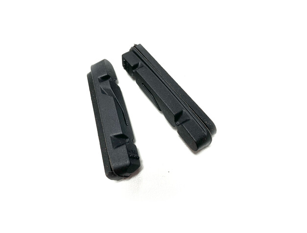 AeroCoach AEOX® wheels carbon brake pads