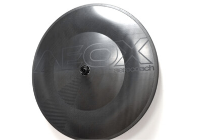 AeroCoach AEOX® tubeless front disc wheel