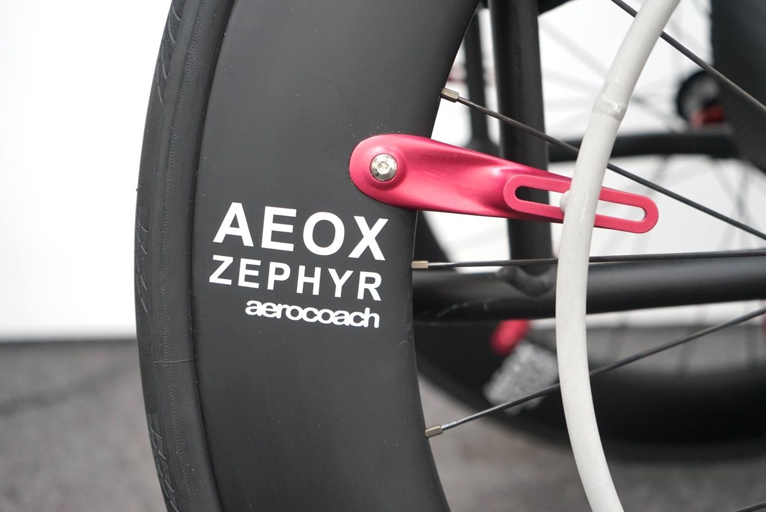 新製品 Aerocoach 調整可能ブリッジ 新製品 Aerocoach 調整可能ブリッジ 新製品 Aerocoach 調整可能