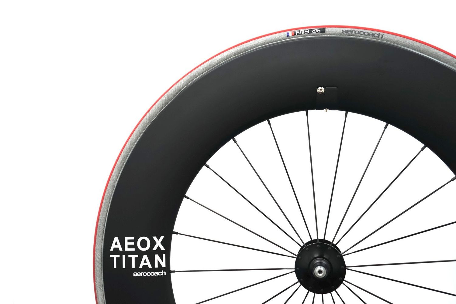 AeroCoach AEOX® TITAN エアロホイール 100mmハイト AeroCoach AEOX® Titan carbon track clincher front wheel