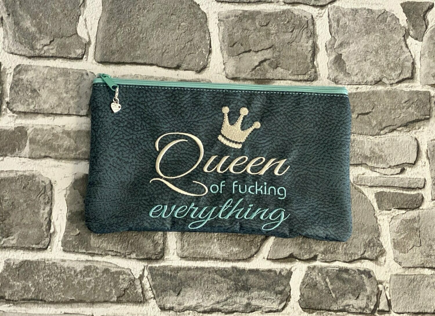 Kosmetiktasche „Queen of f...“
