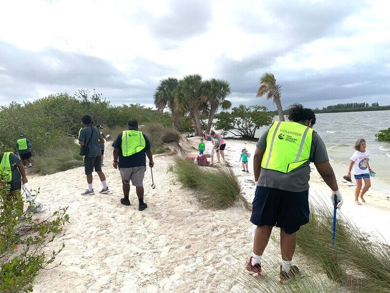 What do we do? We bring neighbors together to transform their green space.