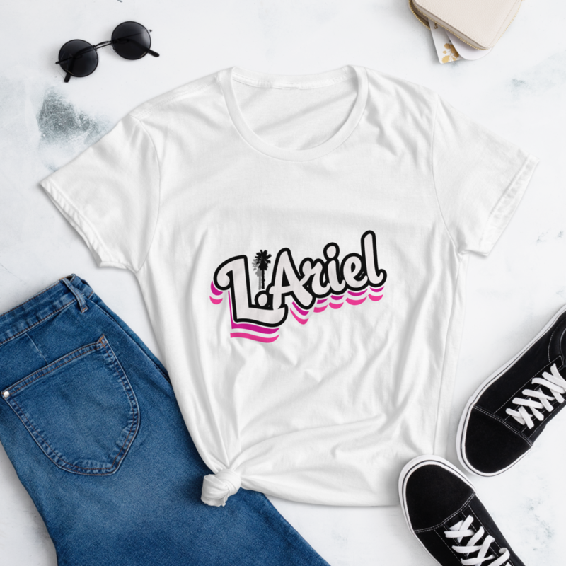 Women&#39;s short sleeve t-shirt