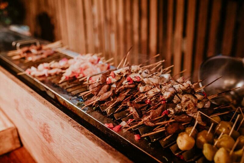 Anticuchos y Brochetas