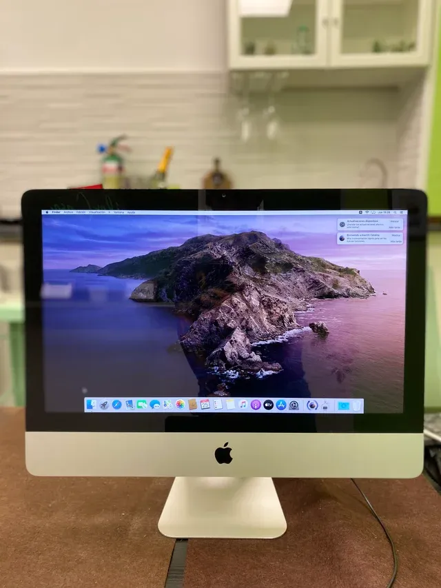 IMAC 21 Mediados 2011