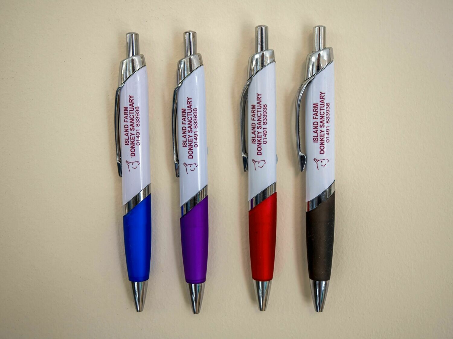 ISLAND FARM PEN