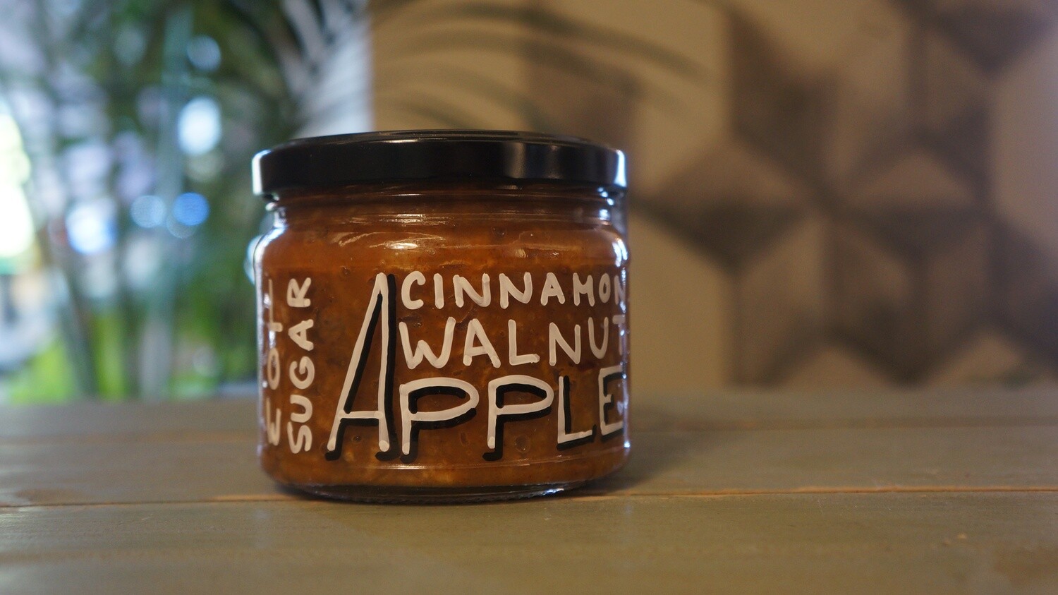 Apple Cinnamon Walnuts التفاح والقرفة والجوز (Jar) - Celine Home Made Delights