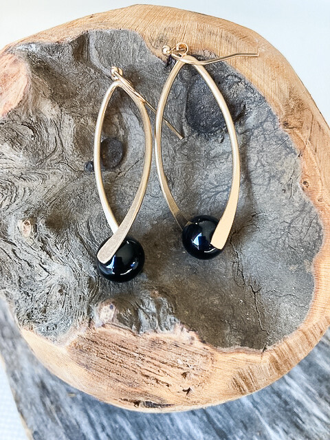 Black Natural Stone Gold Earring