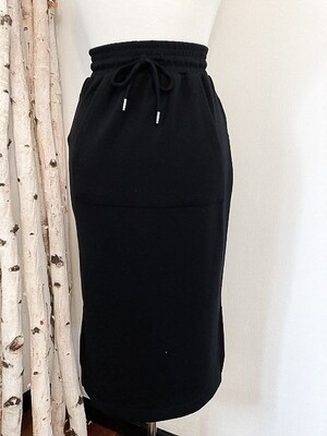 SOYA Long Black Skirt