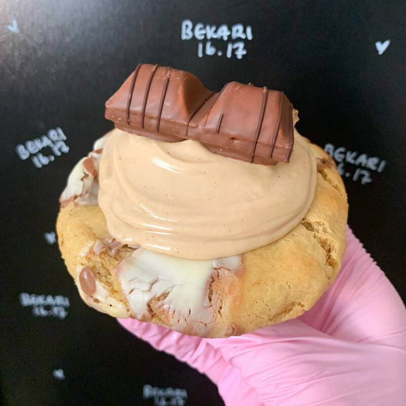 LOADED Kinder &amp; Bueno Cookies