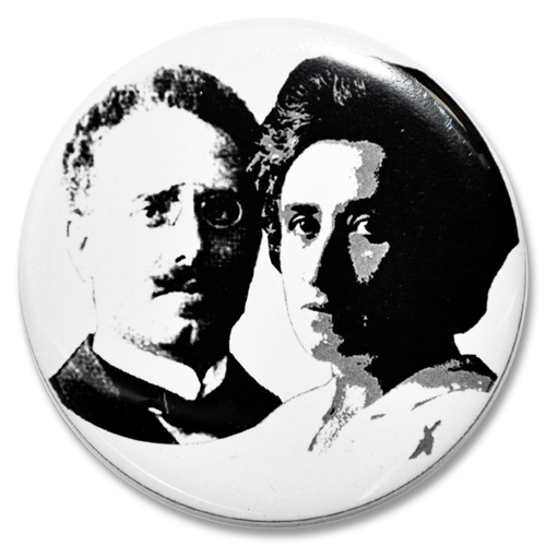 Button &quot;Karl Liebknecht und Rosa Luxemburg&quot;