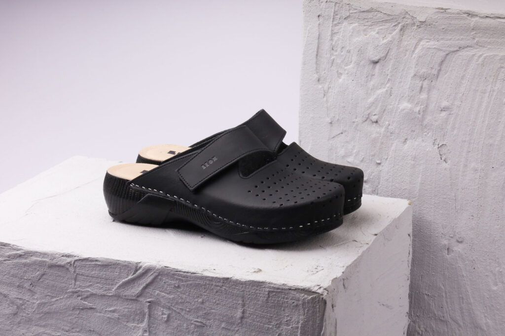 Женска Кломпа 3500 Black Copper