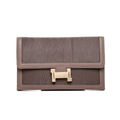 ЖЕНСКА ТАШНА 556037 BEIGE