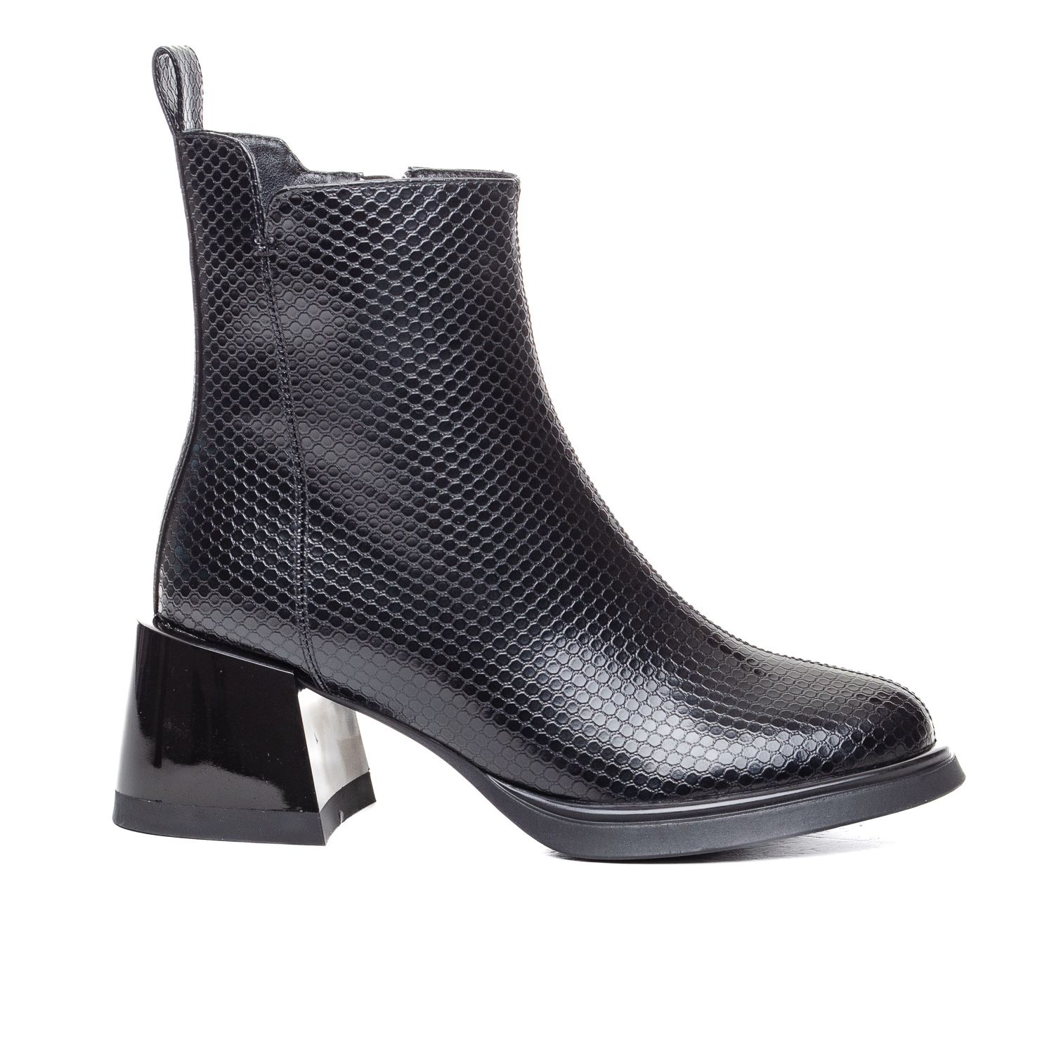 ДАМСКА ЧИЗМА 156403 BLACK