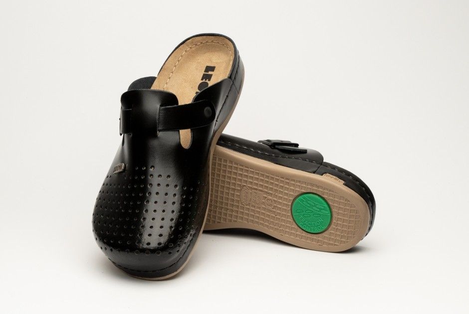 Машка Кломпа 700М Black